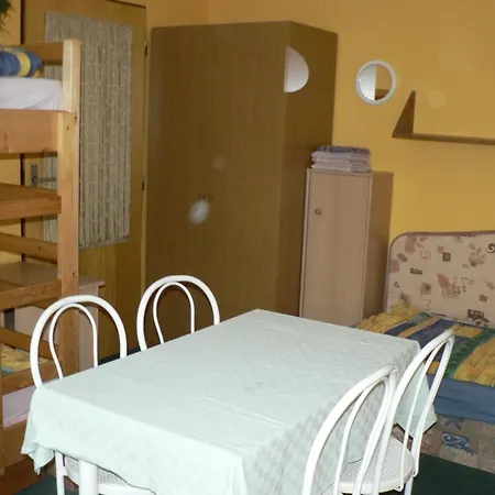 W Casa de hóspedes 3*